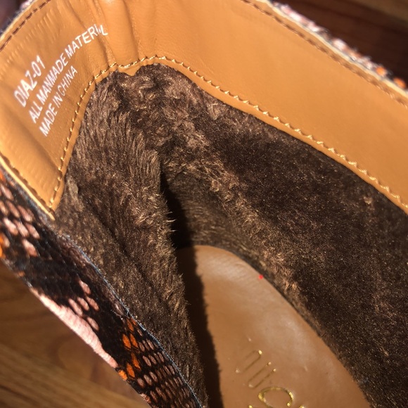 Boots - Picture 8 of 13